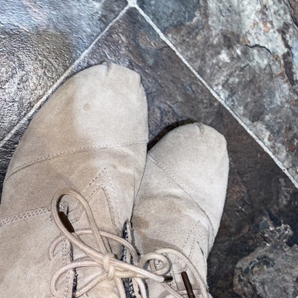 Toms wedges size 12W - Picture 9 of 10